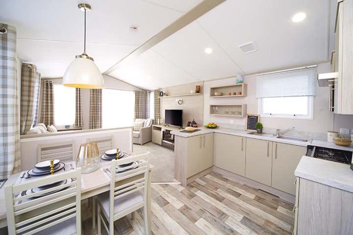 Moffat Manor Holiday park 2*